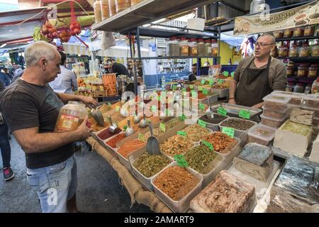Gewürze, Carmel Markt, Tel Aviv, Israele Foto Stock