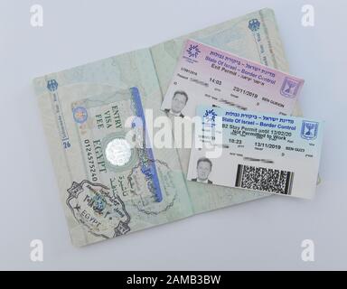 Deutscher Reisepass mit Visum für Israele Foto Stock