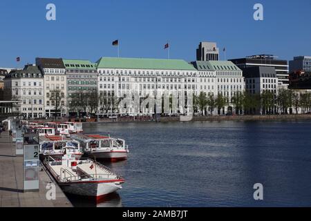 Hamburg Jungfernstieg Hotel Vier Jahreszeiten Foto Stock