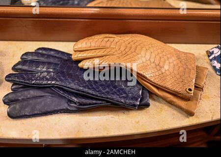 Milano, Italia. 12th Gen 2020. Milano, Milano Fashion Week, Man Fall Winter 2020/2021. Milano Moda Uomo Autunno Inverno 2020/21. Miliardario Nella Foto Presentazione: Modello Di Credito: Agenzia Indipendente Di Foto/Alamy Live News Foto Stock