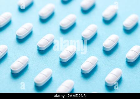 Bianco pillole di prescrizione per i medici o tema Medicina Foto Stock