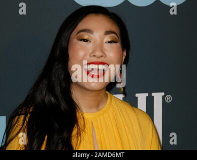 Santa Monica, Stati Uniti. 12th Gen 2020. Santa MONICA, CA - 12 GENNAIO: Awkwafina partecipa al 24th annuale Critics' Choice Awards a Barker Hangar il 12 gennaio 2020 a Santa Monica, California. Foto; Crash/Imagespace Credit: Imagespace/Alamy Live News Foto Stock