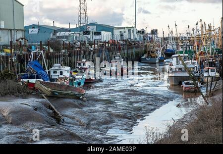 Vista della flotta di Kings Lynn fisher con la bassa marea, West Norfolk.uk Foto Stock