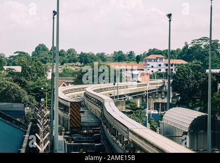 Kuala Lumpur, Malesia - 16 Gennaio 2017. Stazione MRT a Kuala Lumpur, Malesia. Mass Rapid Transit (noto MRT), è un transito rapido di massa a 3 linee pianificato Foto Stock