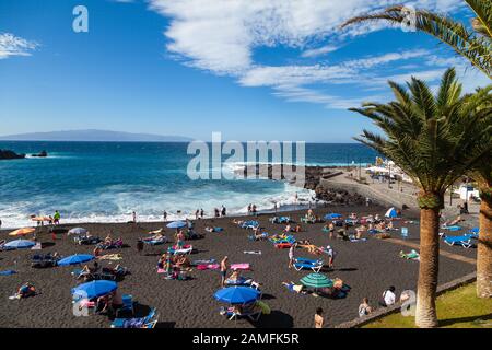 Da Playa la Arena Beach, Puerto de Santiago, Tenerife, Isole Canarie, Spagna Foto Stock