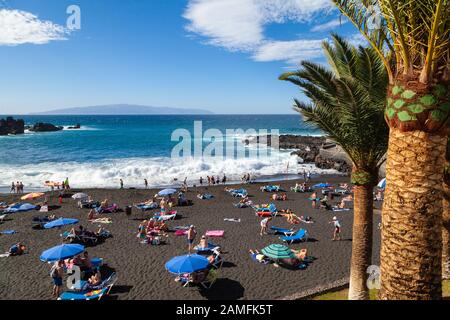 Da Playa la Arena Beach, Puerto de Santiago, Tenerife, Isole Canarie, Spagna Foto Stock