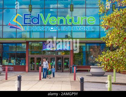 Columbia, SC, USA-7 GENNAIO 2010: EdVenture, un museo per bambini, si trova nel Columbia Mills Park, una struttura statale che include diversi musei. Foto Stock