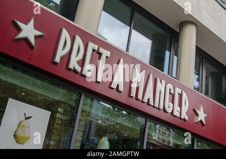 Londra, Regno Unito - 20 luglio 2019: Firma all'esterno di un panino Pret A Manger a Southwark, Londra. Foto Stock