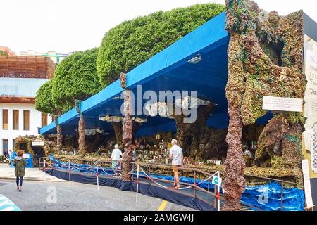 Candelaria, Tenerife, Spagna - 12 Dicembre 2019: Belen Di Natale A Candelaria Foto Stock