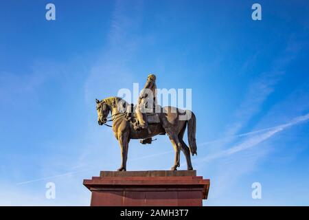 Statua sulla collina prima del castello di Buda, Budapest, Ungheria. Foto Stock