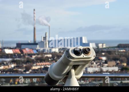 Dublino, Irlanda - 13 Gennaio 2020: Centrale Elettrica Pigeon House E Rifiuti Di Dublino Verso Lo Stabilimento Di Covanta Energy Foto Stock