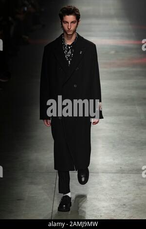 Milano, Italia. 12th Gen 2020. Msgm Autunno/Inverno 2020/2021 Runway Durante La Settimana Della Moda Di Milano Uomini‚Äôs Gennaio 2020 - Milano, Italia 12/01/2020 | Utilizzo Nel Mondo Credito: Dpa/Alamy Live News Foto Stock