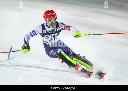 Zagabria, Croazia - 5 gennaio 2020 : Zan Kranjec dalla Slovenia in competizione sulla 2nd durante la Coppa del mondo di Sci Alpino Audi FIS 2019/2020, 3rd Mens Sl Foto Stock