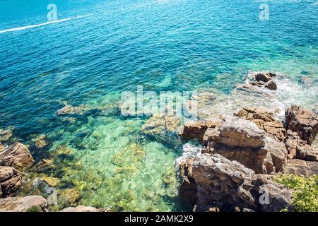veduta aerea del fondale al bordo della scogliera Foto Stock