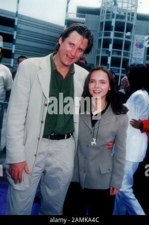 Universal City, California, USA 21st Maggio 1995 attore Bill Pullman e attrice Christina Ricci partecipano alla "Casper" Premiere il 21 Maggio 1995 alla Universal City AMC di CityWalk in Universal City, California, USA. Foto Di Barry King/Alamy Stock Foto Foto Stock