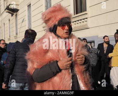 Milano, Italia: 12 gennaio 2019: Reports italiani dal canale Rai 2 "Quelli che il calcio" live Connection Foto Stock