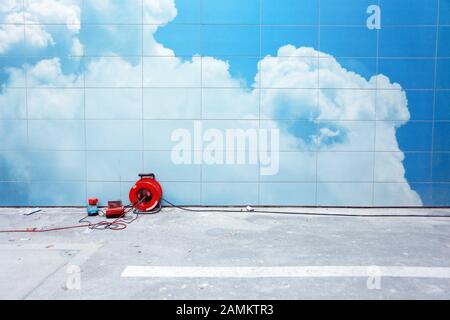 Sottopassaggio con motivo nube nella nuova stazione di Pasing. [traduzione automatizzata] Foto Stock