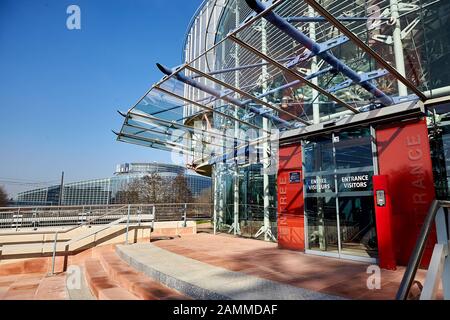 La Corte europea dei diritti dell'uomo (ECTHR) è un tribunale istituito sulla base della Convenzione europea dei diritti dell'uomo (ECHR), situata nel quartiere europeo di Strasburgo, in Francia, progettato dall'architetto britannico Lord Richard Rogers nel 1994, 16.03.2017 [traduzione automatizzata] Foto Stock