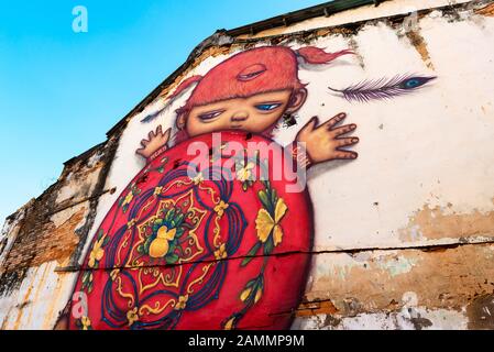 Phuket,THAILANDIA-MAY4: Graffiti Street Art nella città di Phuket luogo popolare per una foto per i turisti il 4 maggio 2018. Foto Stock