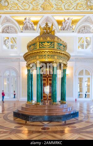 SAN PIETROBURGO, RUSSIA - 11 APRILE 2018 : Ermitage di Malachite Rotunda, museo d'arte e cultura di San Pietroburgo, Russia. Foto Stock