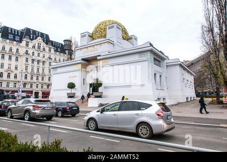 Secession Building una galleria d'arte contemporanea, Karlsplatz, Vienna, Austria. Foto Stock