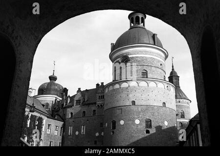 Blick auf Schloss Gripsholm bei Stockholm, Schweden, 1969. Vista del castello di Gripsholm vicino a Stoccolma, Svezia, 1969. Foto Stock