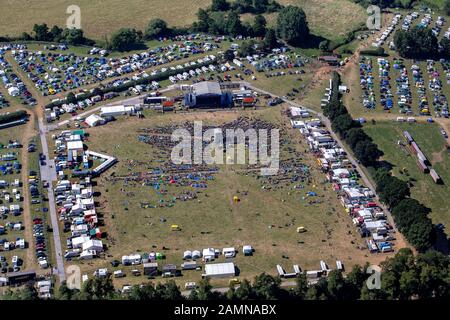 La CROPREDY festival musicale annuale presso il villaggio di CROPREDY. Formato poco più di trenta anni fa dal folk-rock band Fairport Convention. Fotografato nel 2010 Foto Stock