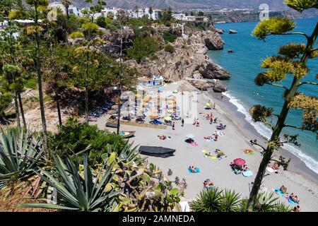 Spiaggia Di Calahonda A Nerja, Spagna Foto Stock