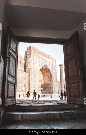 Uzbekistan, SAMARKANDA 2019: Architettura di Samarkanda Foto Stock