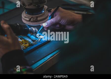 Servizio Di Riparazione Telefonica Foto Stock