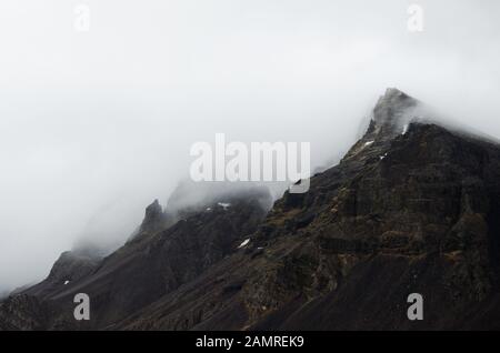 Foggy mountain in islandese penisola Snaefellsness 2018 Foto Stock