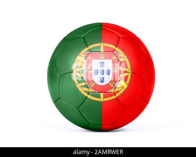 Pallone da calcio o calcio con i colori della bandiera nazionale portoghese concettuale del supporto di squadra in campionati o la Coppa del mondo isolato su bianco Foto Stock