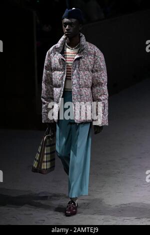 Milano, Italia. 14th Gen 2020. Gucci Autunno/Inverno 2020/2021 Runway Durante La Settimana Della Moda Di Milano Uomini‚Äôs Gennaio 2020 - Milano, Italia 14/01/2020 | Utilizzo Nel Mondo Credito: Dpa/Alamy Live News Foto Stock