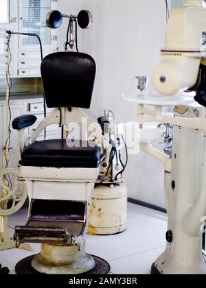 Il vecchio studio dentistico Foto Stock