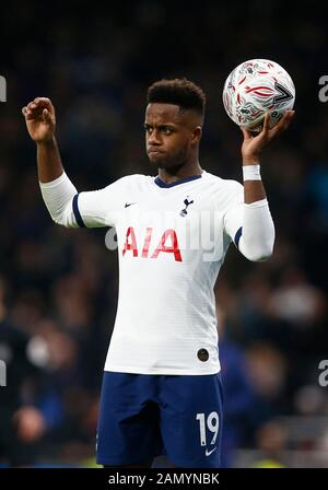 Londra, INGHILTERRA - JANUARY14: Tottenham Hotspur's Ryan Sessegnon durante la fa Cup Emirates Terzo turno Risposta partita tra Tottenham Hotspur e Middlesb Foto Stock