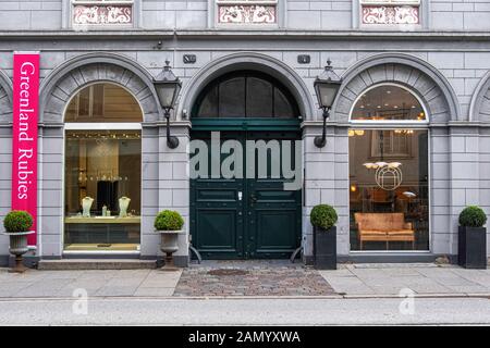 Hartmann's Jewelry Store. In storico vecchio edificio a Bredgade 4, Copenaghen, Danimarca. Esterno e facciata Foto Stock