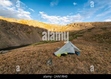 Campeggio nelle Montagne Rocciose, Colorado Foto Stock