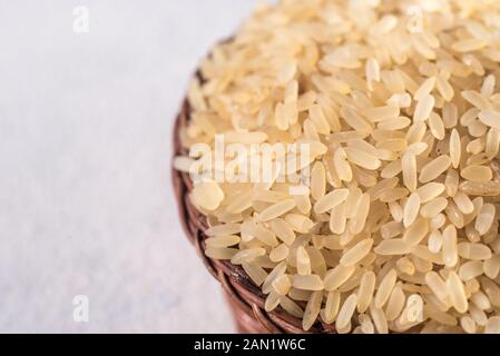 Utile a grana lunga il riso bianco cotto a vapore. Grana di riso. dieta sana Foto Stock