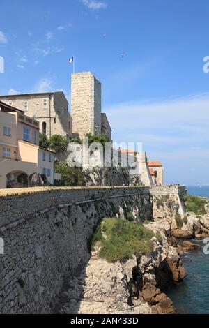 Bastioni, Città Vecchia, Vieil Antibes, Antibes, Costa Azzurra, Costa Azzurra, Provenza, Francia, Mediterraneo, Europa Foto Stock