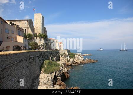Bastioni, Città Vecchia, Vieil Antibes, Antibes, Costa Azzurra, Costa Azzurra, Provenza, Francia, Mediterraneo, Europa Foto Stock
