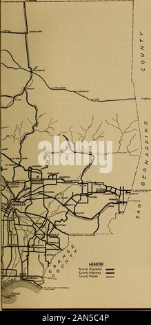 California autostrade; un record descrittivo di sviluppo stradale dallo stato e da tali contee come hanno spianato le autostrade . Mappa AUTOSTRADA DEL COUNTV LOS ANGELES CO U N 7 Y [165]. Più linee dello stato ad alta via Center di Los AngelesCounty rispetto a qualsiasi otherCounty. California Autostrade fa un link in un breve tour originari di Los Angeles andthence, dal modo di Venezia, Santa Monica e Oceanside,che conduce fino alla costa passato medievale-cercando moving-pictureestablishments dove un robusto gash nel mountainsopens Topango Canyon al mare. Il Cahuenga pass road è anche molto interessante, sebbene indiffere Foto Stock