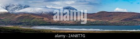 Panorama splendido paesaggio della penisola di Dingle sulla costa occidentale dell' Irlanda Foto Stock