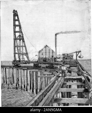 Scientific American Volume 78 Numero 03 (Gennaio 1898) . tly aboutinformazioni pila, conferendole componenti frictionalresistance e bear-ing del potere. È necessario wasnot tobuild qualsiasi temporaryplatform per cuttingoff i pali. Thiswas fatto quando theylay sul gridironbefore la guida, anark sul hammerserving a indicateduring sinkingwhen il livello corretto è stato raggiunto. Il driver è stato poi swunground nuovamente al bando di gara e un cappuccio è stato prelevato,portato intorno alla parte anteriore, prevista in luogo e drift-imbullonata, operazioni simili essendo attraversato in layingthe stringers e rotaie. Dopo una certa len Foto Stock