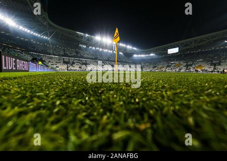 Una vista generale di Allianz Stadium prima della Coppa Italia partita di calcio tra Juventus e Udinese Calcio il 15 gennaio 2010 a Torino, Italia. Foto Stock