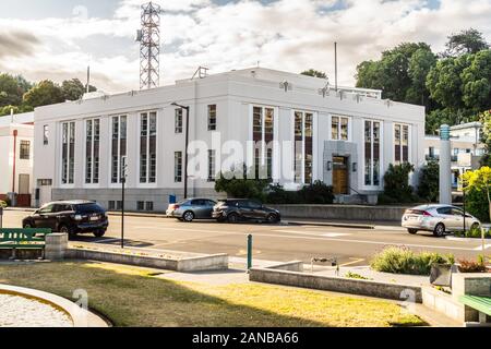 Art Deco e spogliato peste ex palazzo del governo, 1938, da J.T. Mair, Napier, Hawke's Bay, Isola del nord, Nuova Zelanda Foto Stock