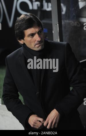 Milano, 06 febbraio 2011, 'G.ALLO STADIO MEAZZA SAN SIRO ' Stadium, il campionato di calcio Seria A 2010/2011, FC Inter - Roma: l'Inter allenatore Leonardo prima della partita Foto Stock