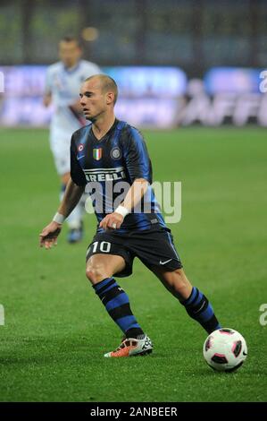 Milano, 24 ottobre 2010, 'G.ALLO STADIO MEAZZA SAN SIRO ' Stadium, gravi campionato di calcio un 2010/2011, FC Inter - UC Sampdoria : Wesley Sneijder in azione durante la partita Foto Stock