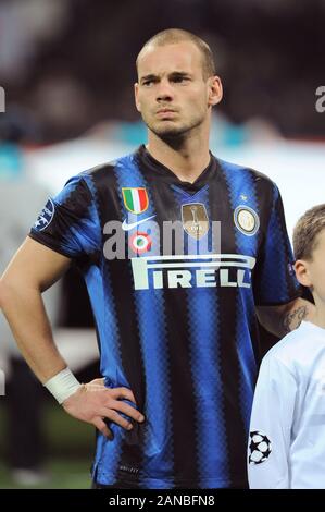 Milano, 05 aprile 2011,' SAN SIRO Stadium, la UEFA Champions League 2010/2011 ,FC Inter - FC Schalke 04 : Wesley Sneijder prima della partita Foto Stock