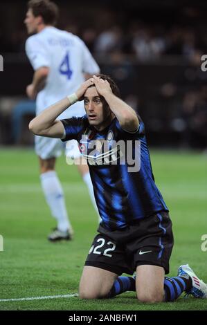 Milano, 05 aprile 2011,' SAN SIRO Stadium, la UEFA Champions League 2010/2011 ,FC Inter - FC Schalke 04 : Diego Milito durante la partita Foto Stock