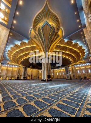 Cupola interna, vaulting e decorazione, Grande moschea di Kuwait Foto Stock